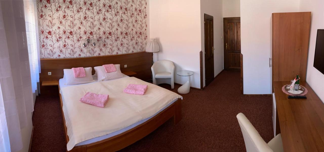 Pension Falko Český Krumlov Buitenkant foto